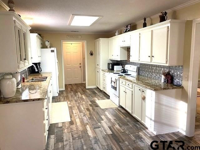 133 Penny Lane, Athens, TX 75751