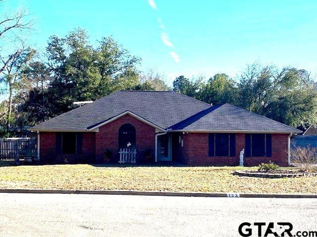 133 Penny Lane, Athens, TX 75751