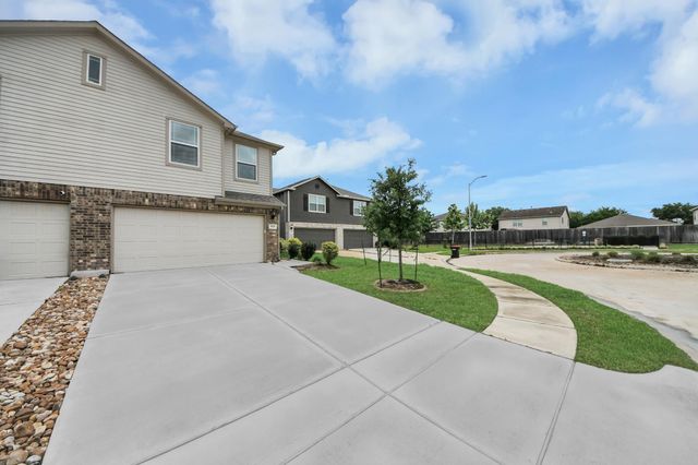 7027 Cedar Breeze Court, Cypress, TX 77433