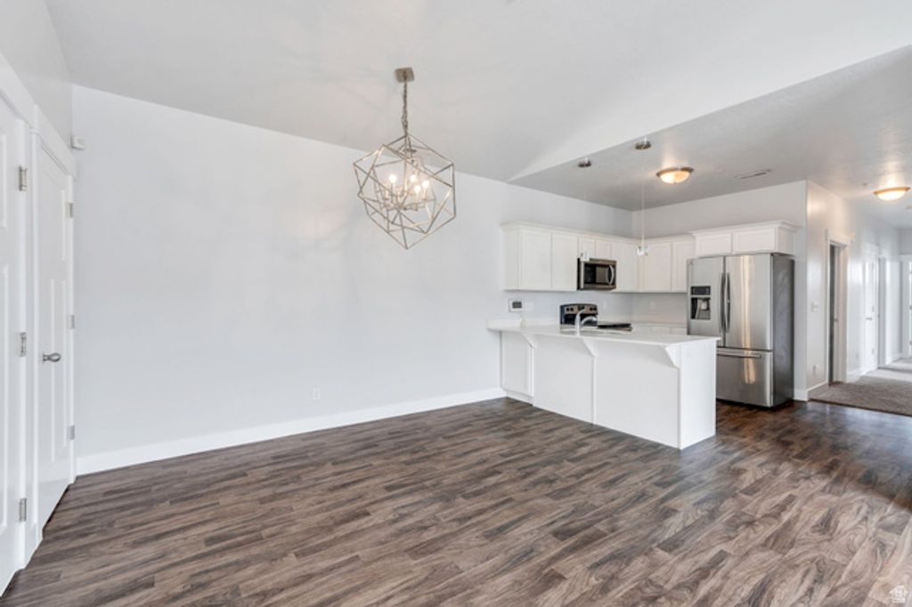 108 W SEASONS DR, Vineyard, UT 84059