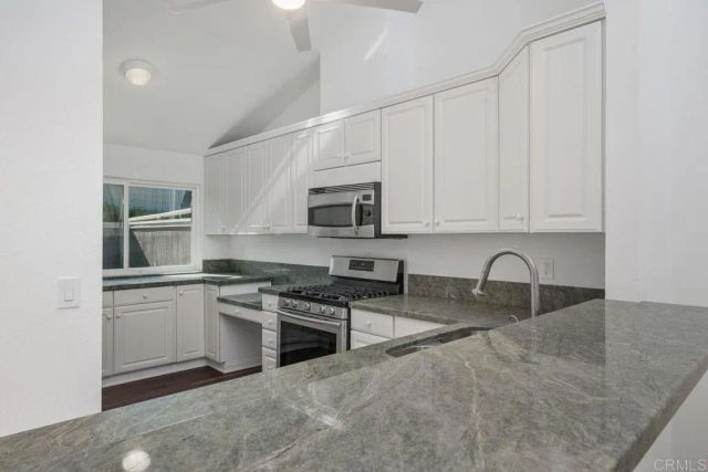 1819 Milbank Rd., Encinitas, CA 92024