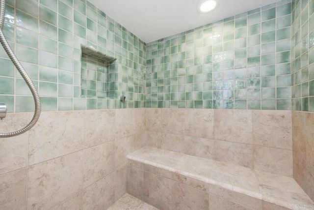 1819 Milbank Rd., Encinitas, CA 92024