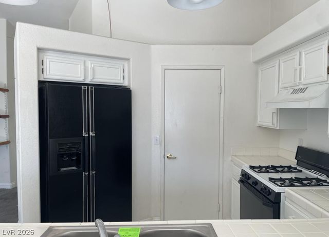 6201 East Lake Mead Boulevard 204, Las Vegas, NV 89156