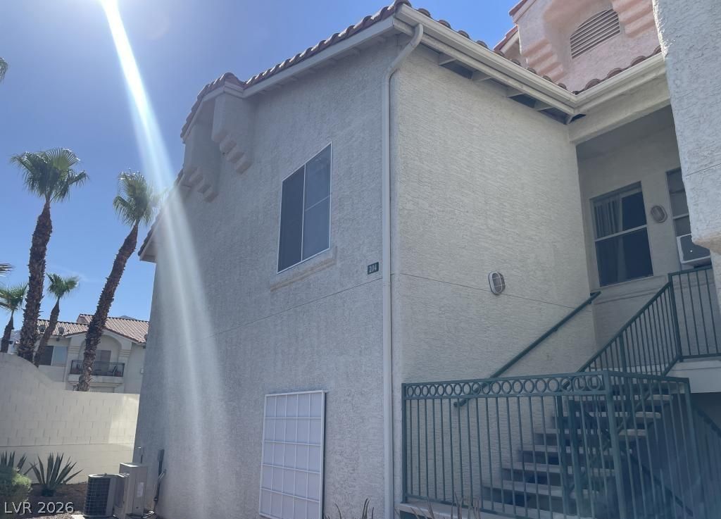 6201 East Lake Mead Boulevard 204, Las Vegas, NV 89156