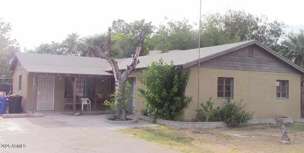 114 S LEBARON Street, Mesa, AZ 85210