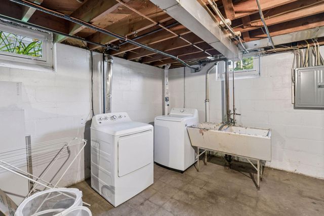 1605 Merrill Street, Saint Paul, MN 55108
