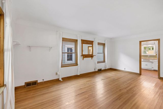 1605 Merrill Street, Saint Paul, MN 55108
