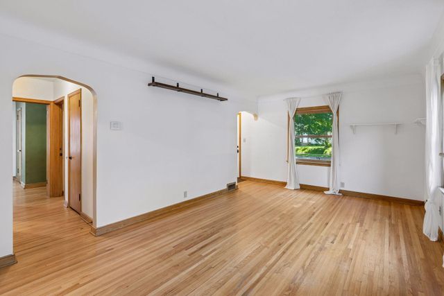 1605 Merrill Street, Saint Paul, MN 55108