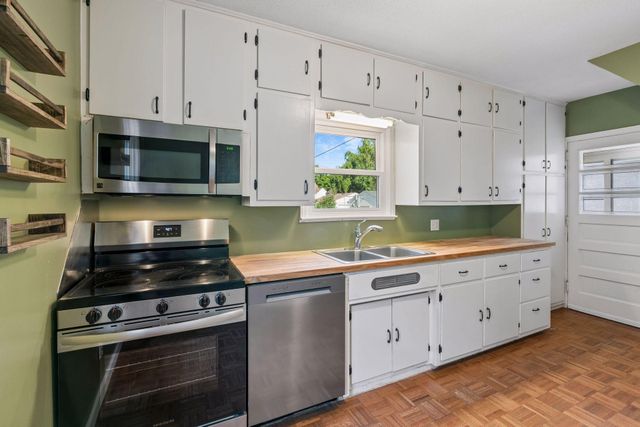 1605 Merrill Street, Saint Paul, MN 55108