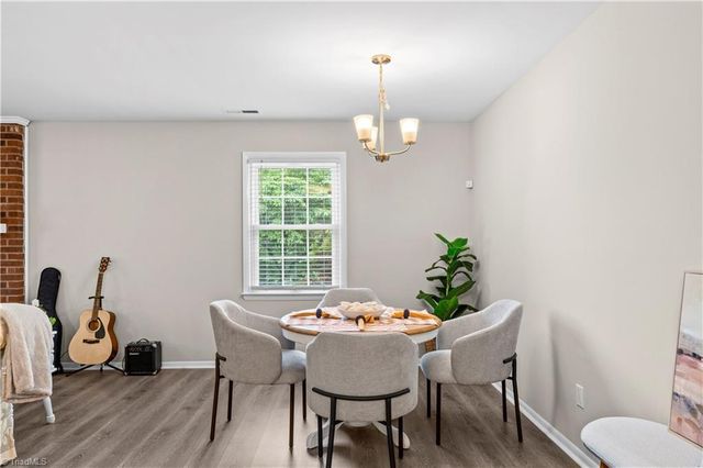 2542 Wood Valley Road, Winston-salem, NC 27106