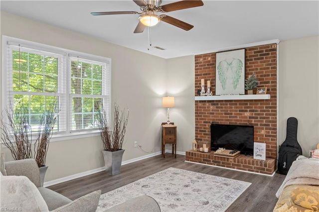 2542 Wood Valley Road, Winston-salem, NC 27106