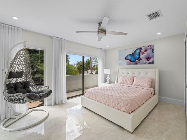 6180 Pine Tree Drive, Miami Beach, FL 33140