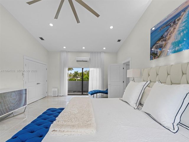 6180 Pine Tree Drive, Miami Beach, FL 33140