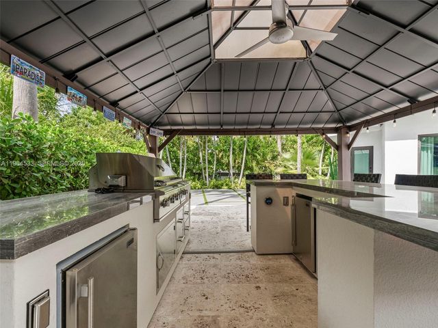 6180 Pine Tree Drive, Miami Beach, FL 33140