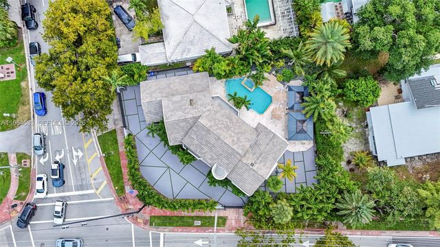 6180 Pine Tree Drive, Miami Beach, FL 33140