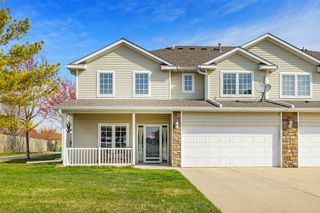 921 10th Street SE, Altoona, IA 50009