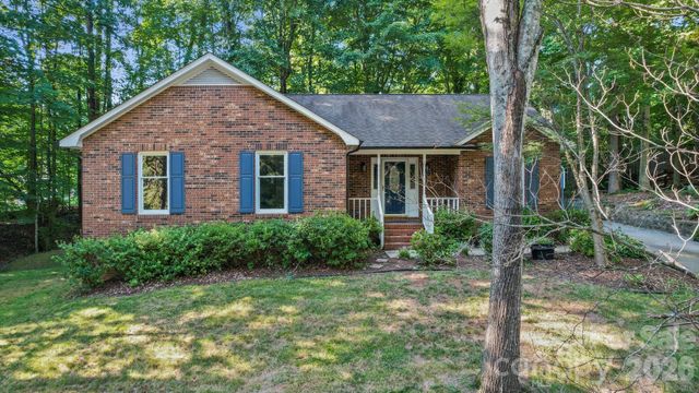 821 Deer Path Place, Mooresville, NC 28115