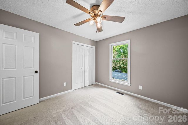 821 Deer Path Place, Mooresville, NC 28115