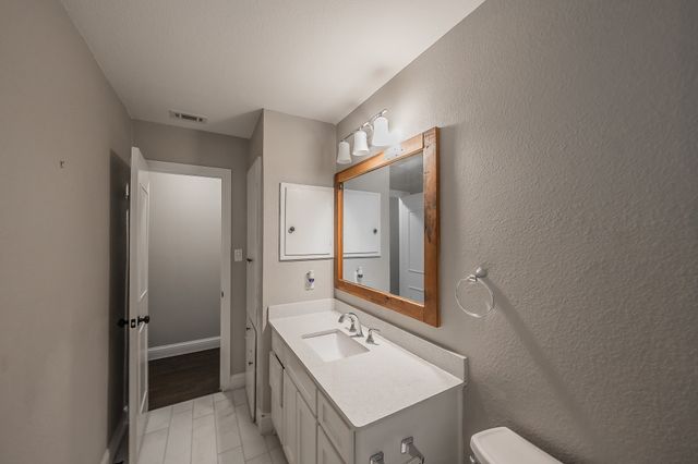 2322 Monteleon Street, Grand Prairie, TX 75051