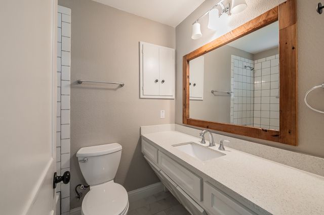 2322 Monteleon Street, Grand Prairie, TX 75051