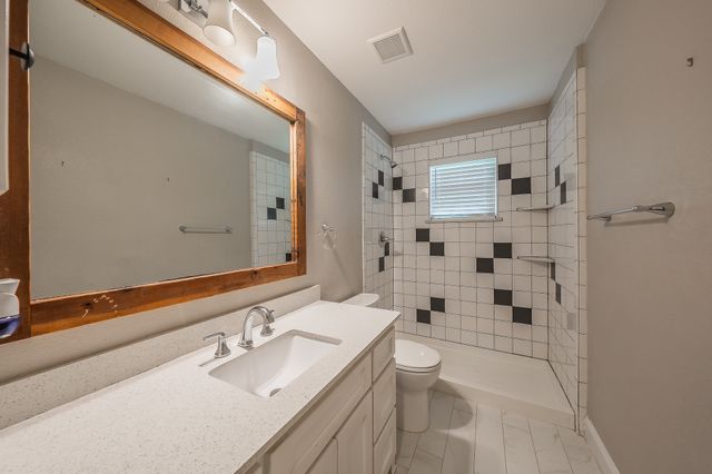 2322 Monteleon Street, Grand Prairie, TX 75051