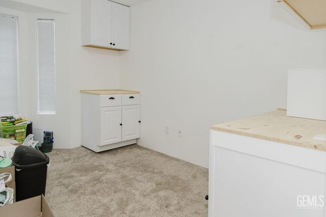 5111 Via Viretta Drive, Bakersfield, CA 93308