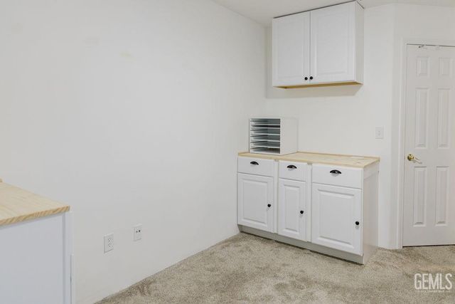 5111 Via Viretta Drive, Bakersfield, CA 93308