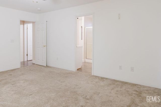 5111 Via Viretta Drive, Bakersfield, CA 93308