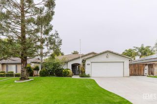 5111 Via Viretta Drive, Bakersfield, CA 93308