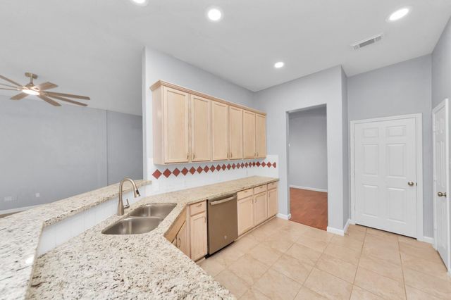 1819 Misty Falls Lane, Richmond, TX 77406