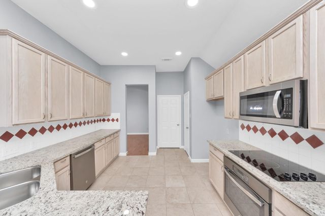 1819 Misty Falls Lane, Richmond, TX 77406