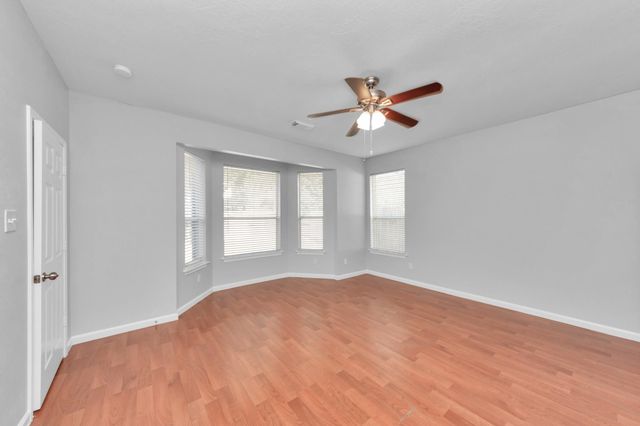 1819 Misty Falls Lane, Richmond, TX 77406