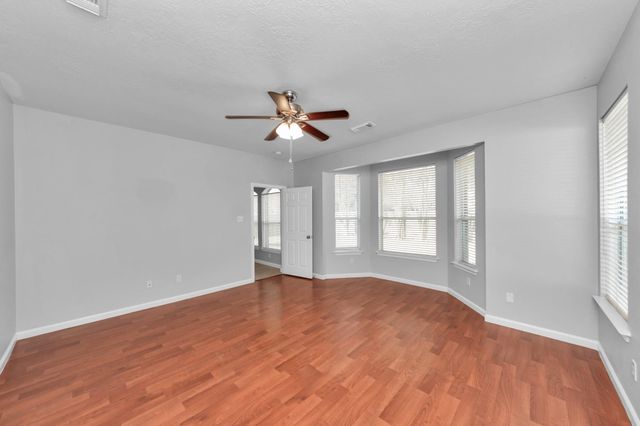 1819 Misty Falls Lane, Richmond, TX 77406
