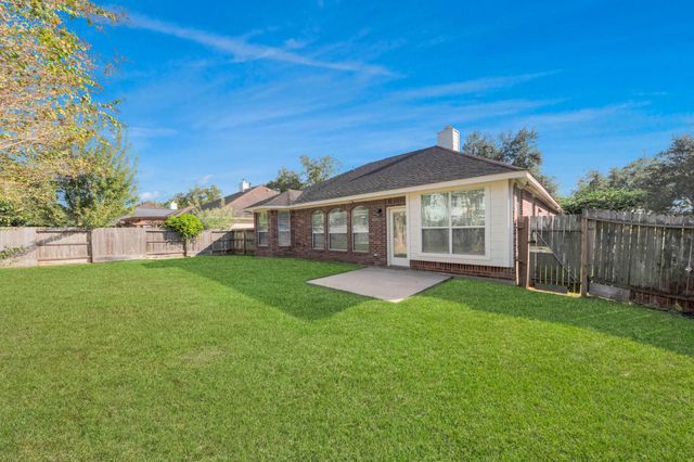 1819 Misty Falls Lane, Richmond, TX 77406