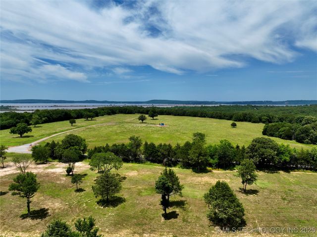 3 Kathy Lane, Eufaula, OK 74432