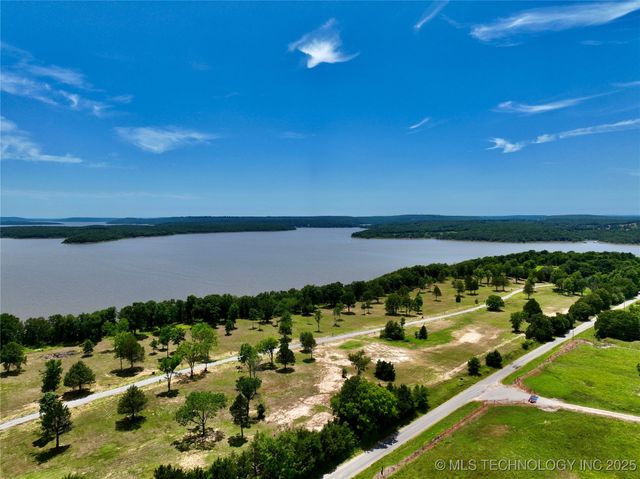 3 Kathy Lane, Eufaula, OK 74432