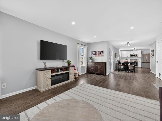 1749 RED BUD RD, Quakertown, PA 18951
