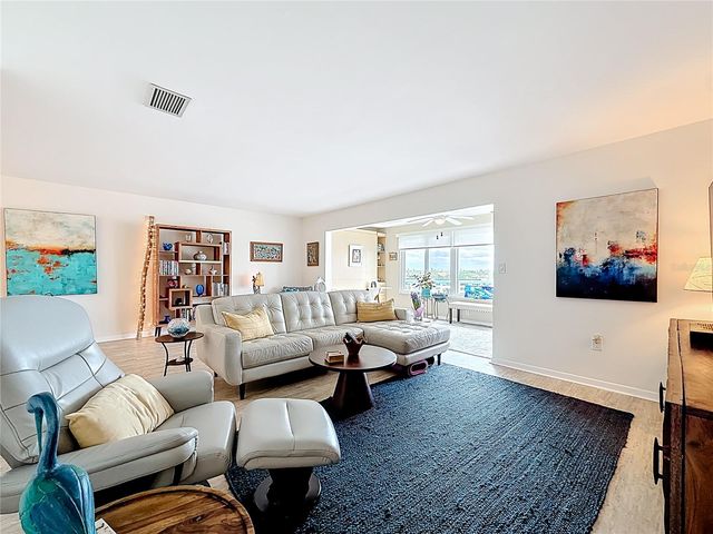 5925 SHORE BOULEVARD S 611, Gulfport, FL 33707