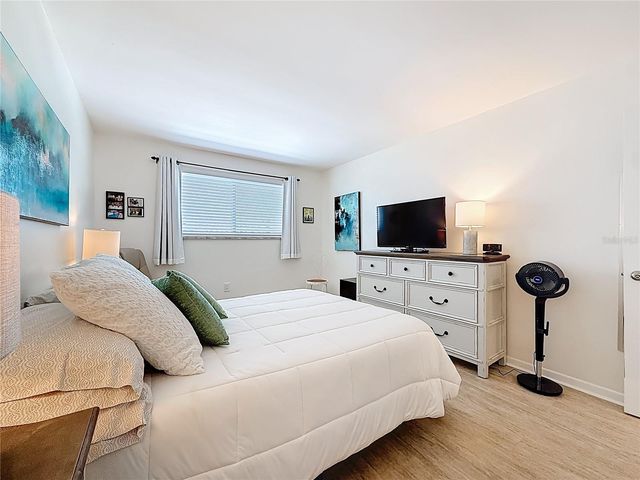 5925 SHORE BOULEVARD S 611, Gulfport, FL 33707