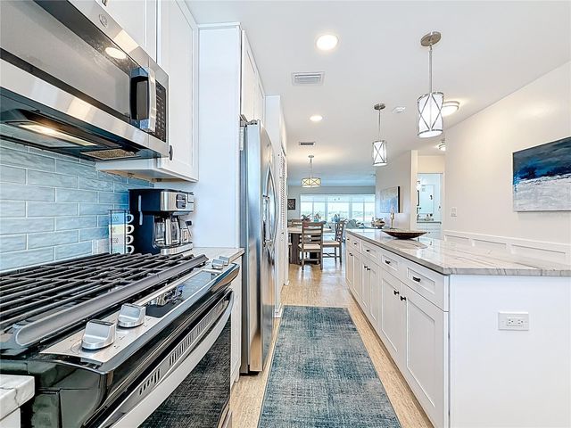 5925 SHORE BOULEVARD S 611, Gulfport, FL 33707