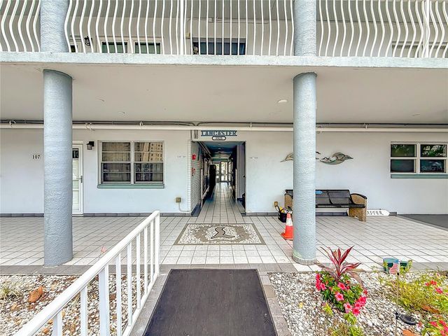 5925 SHORE BOULEVARD S 611, Gulfport, FL 33707