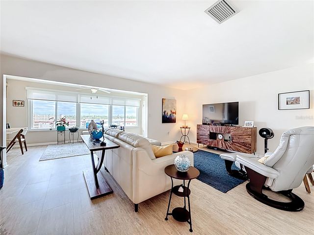 5925 SHORE BOULEVARD S 611, Gulfport, FL 33707