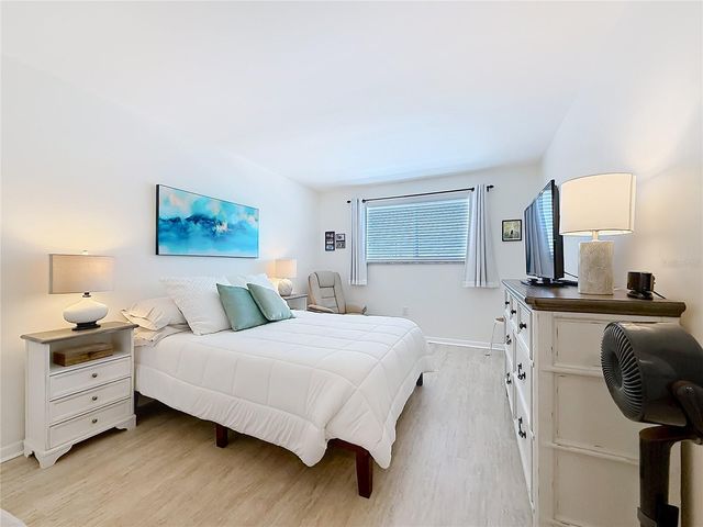 5925 SHORE BOULEVARD S 611, Gulfport, FL 33707