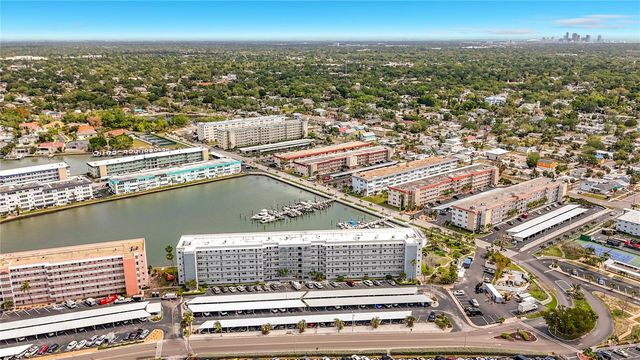 5925 SHORE BOULEVARD S 611, Gulfport, FL 33707