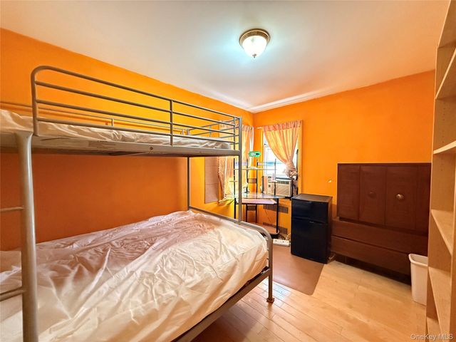 24580 61st Avenue, Little Neck, NY 11362