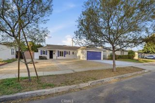 17751 Blythe Street, Reseda, CA 91335
