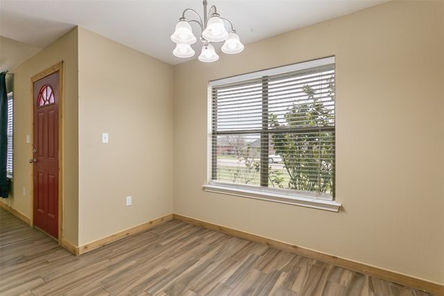 608 Mesquite Drive, Rio Vista, TX 76093