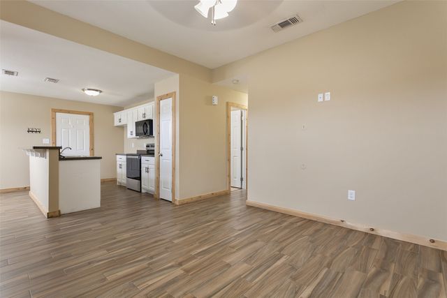 608 Mesquite Drive, Rio Vista, TX 76093