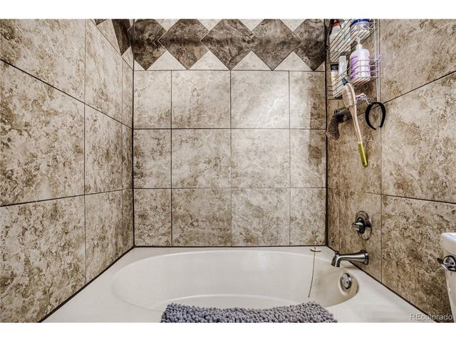 8225 Fairmount Dr 104, Denver, CO 80247