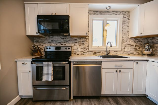 48 Willowen Drive, Irondequoit, NY 14609